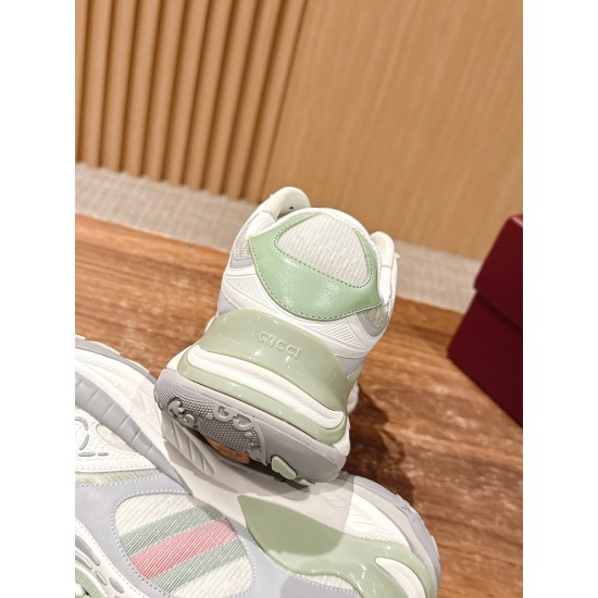 Gucci Sneakers