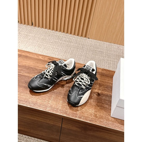 Dior Sneakers