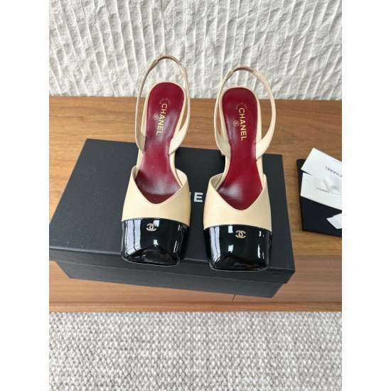 CHANEL Pumps and Slingbacks