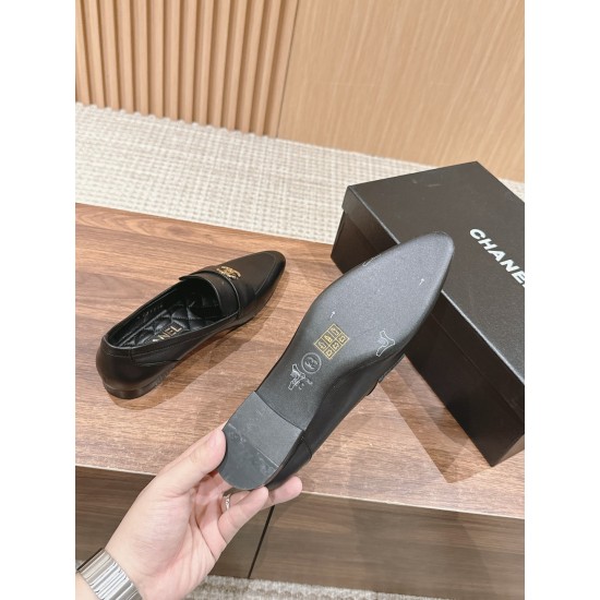 CHANEL Ballerinas