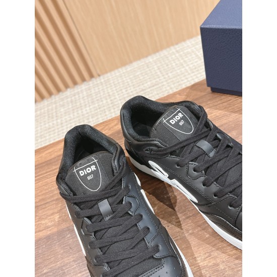 Dior Sneakers