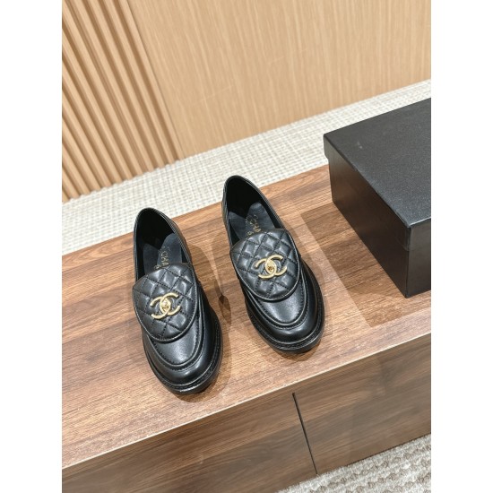 CHANEL Loafers