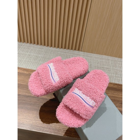  Balenciaga Slippers