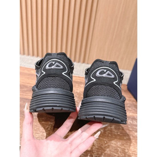 Dior Sneakers
