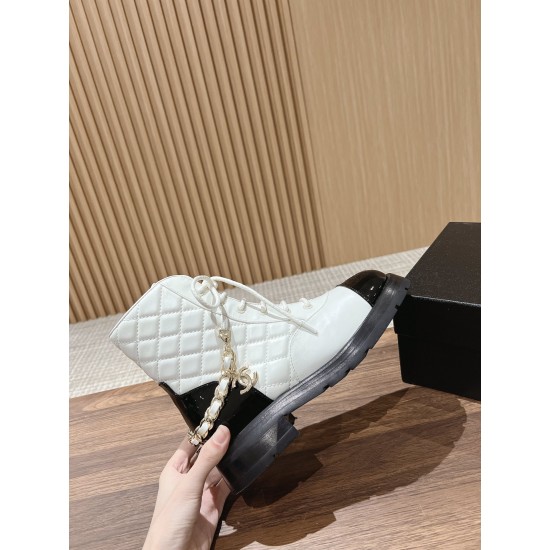 CHANEL Boots