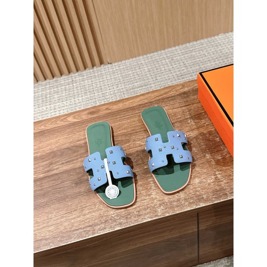 Hermes Slippers