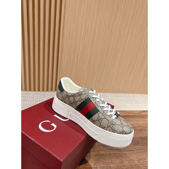 Gucci Sneakers