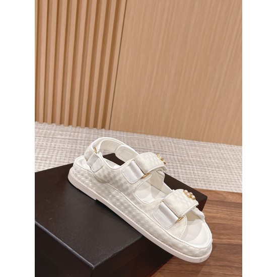 CHANEL Sandals