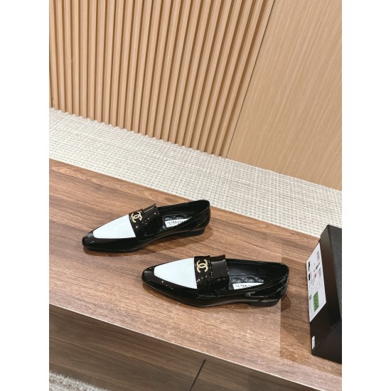 CHANEL Ballerinas