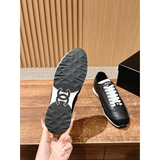 CHANEL Sneakers