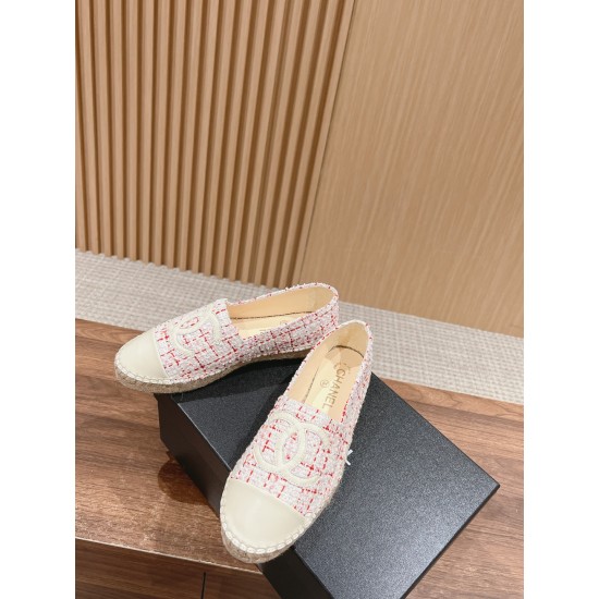 CHANEL Espadrilles