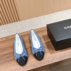 CHANEL Ballerinas