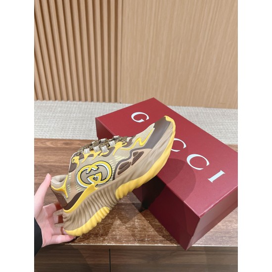 Gucci Sneakers