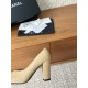 CHANEL Pumps and Slingbacks