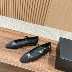 CHANEL Ballerinas