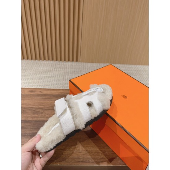 Hermes Slippers