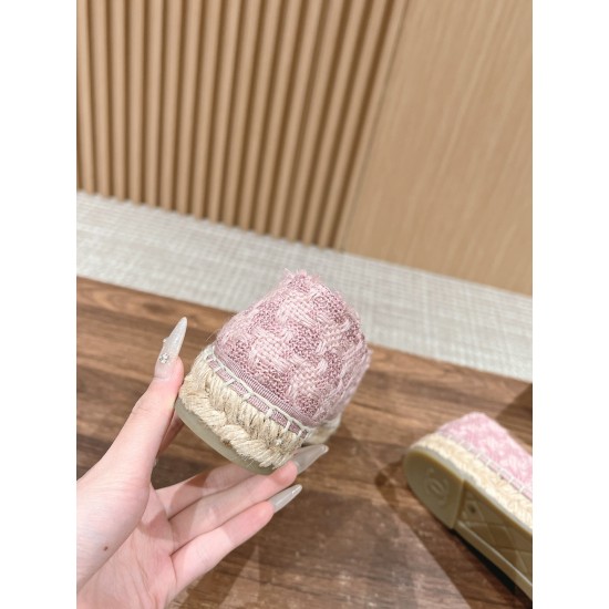 CHANEL Espadrilles