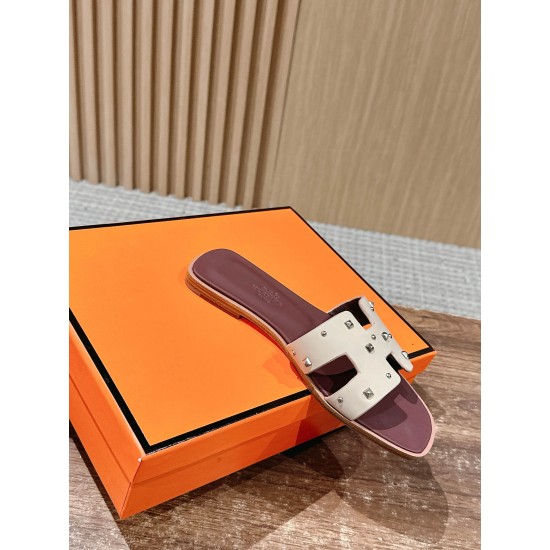 Hermes Slippers