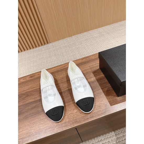 CHANEL Ballerinas