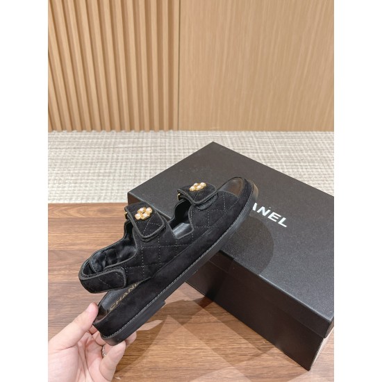 CHANEL Sandals