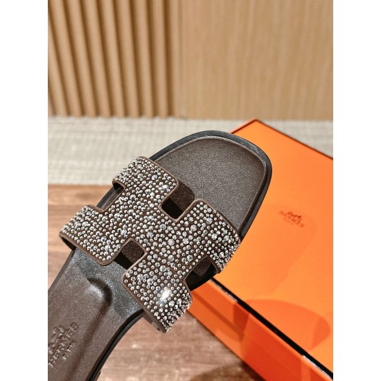 Hermes Slippers