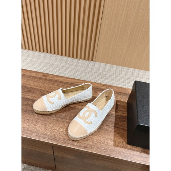 CHANEL Espadrilles