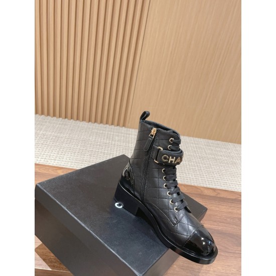 CHANEL Boots