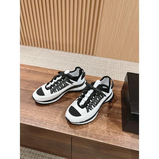 CHANEL Sneakers