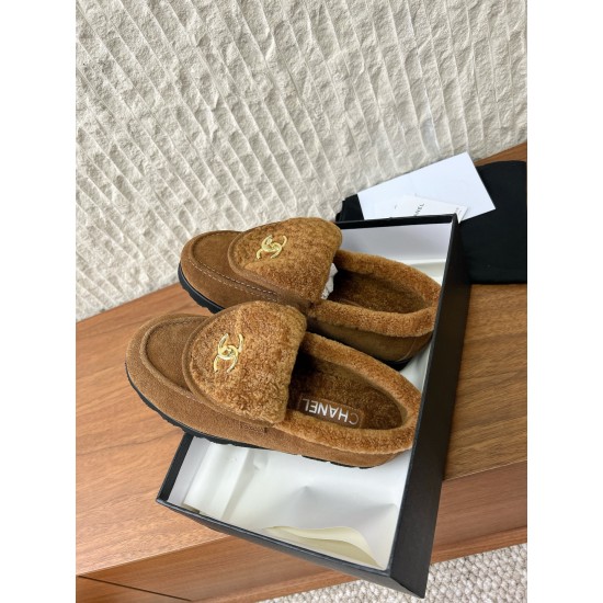 CHANEL Loafers