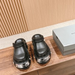  Balenciaga Slippers