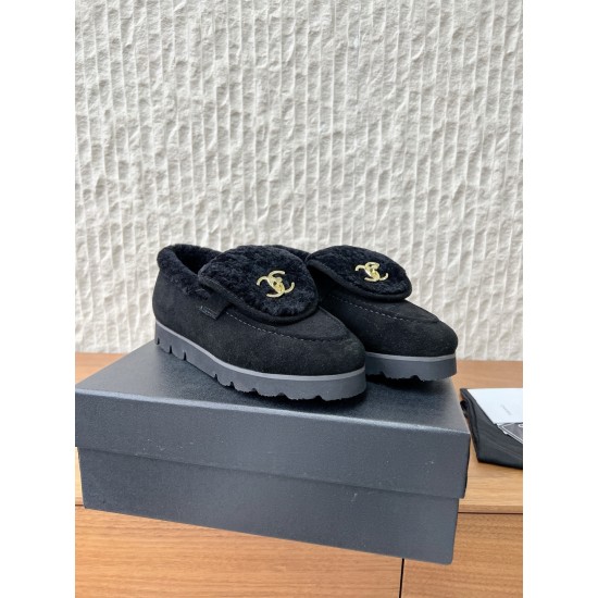 CHANEL Loafers