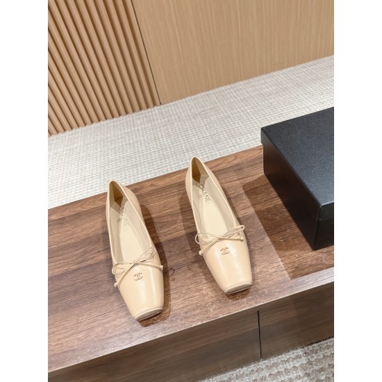 CHANEL Ballerinas