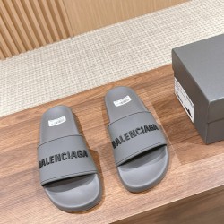  Balenciaga Slippers