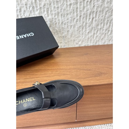 CHANEL Loafers