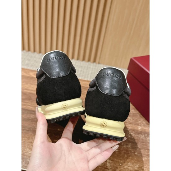 Gucci Sneakers