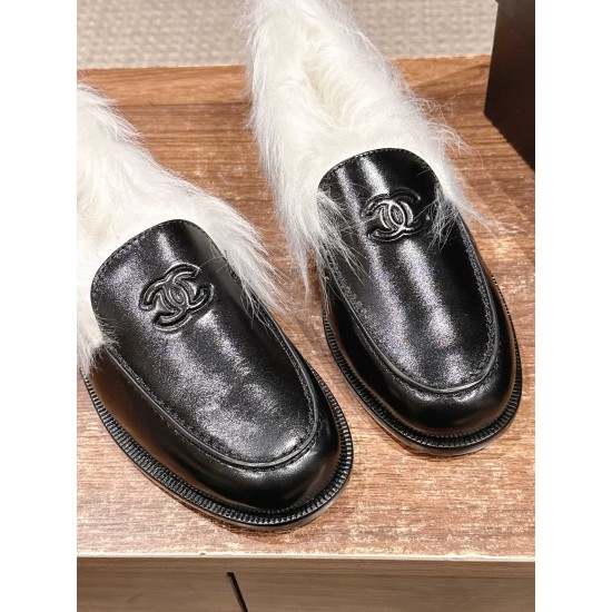 CHANEL Loafers