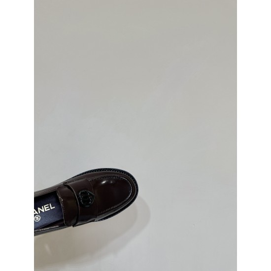 CHANEL Loafers