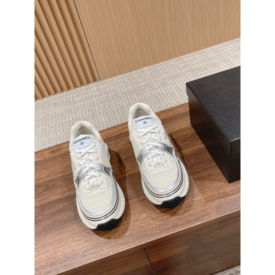 CHANEL Sneakers