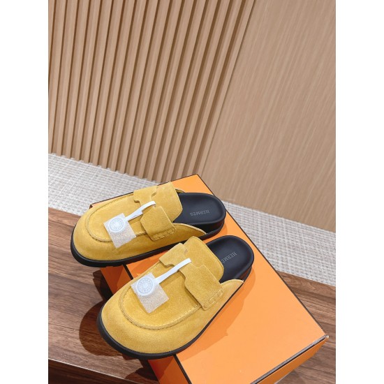 Hermes Iota mule