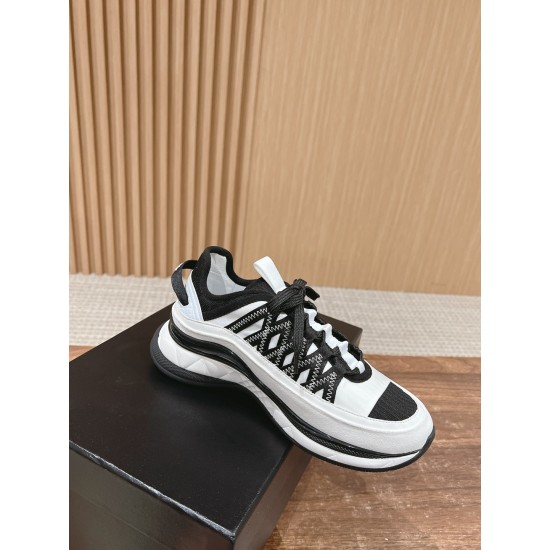 CHANEL Sneakers