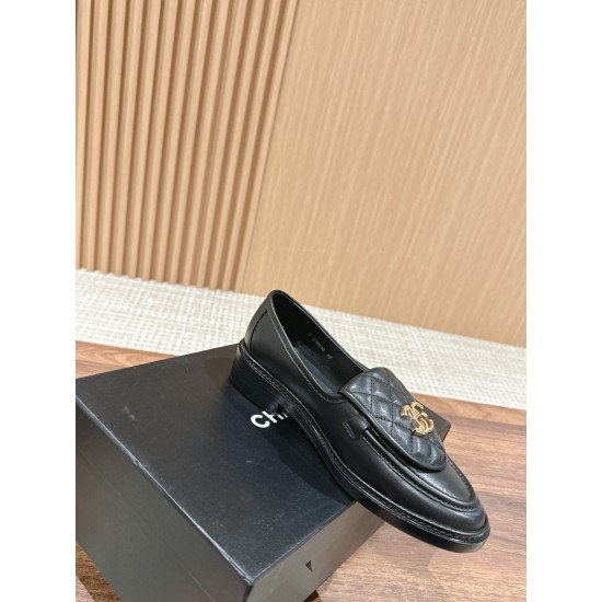 CHANEL Loafers