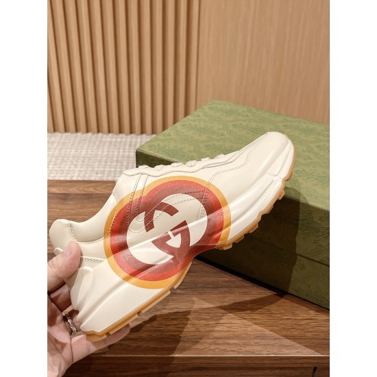 Gucci Sneakers