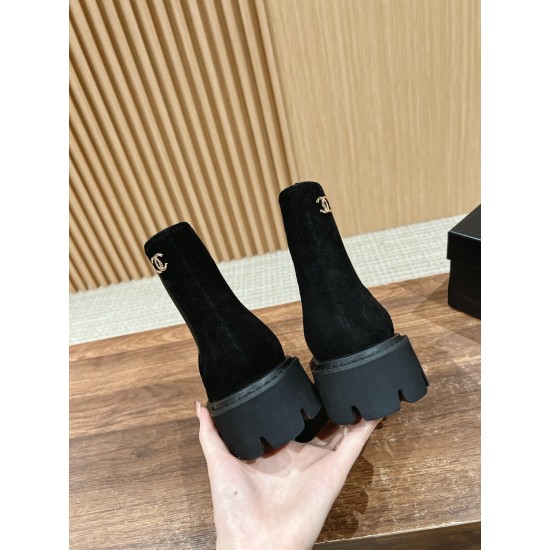 CHANEL Boots