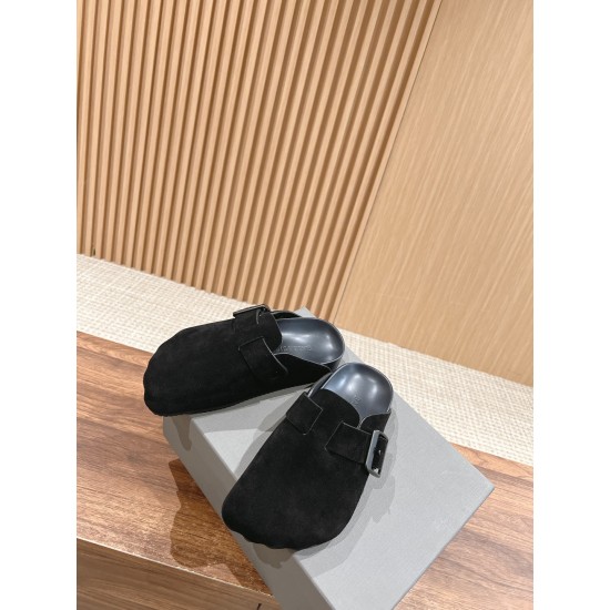  Balenciaga Slippers