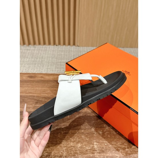Hermes Slippers