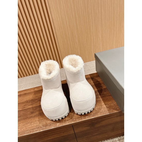 Balenciaga boots