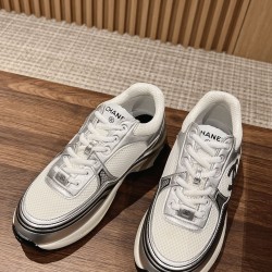 CHANEL Sneakers