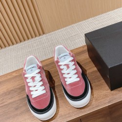 CHANEL Sneakers