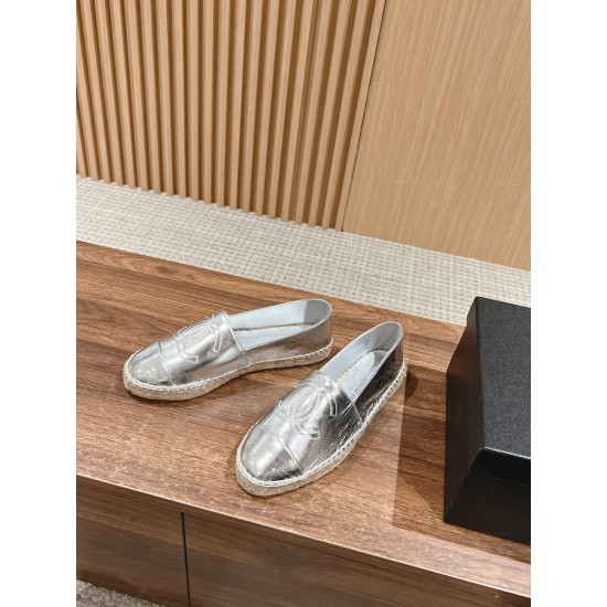 CHANEL Espadrilles