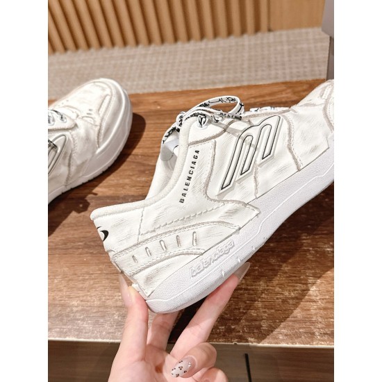 Balenciaga Sneakers